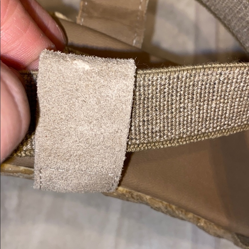 Like new Suede canvas faux rope wedge - Picture 9 of 9